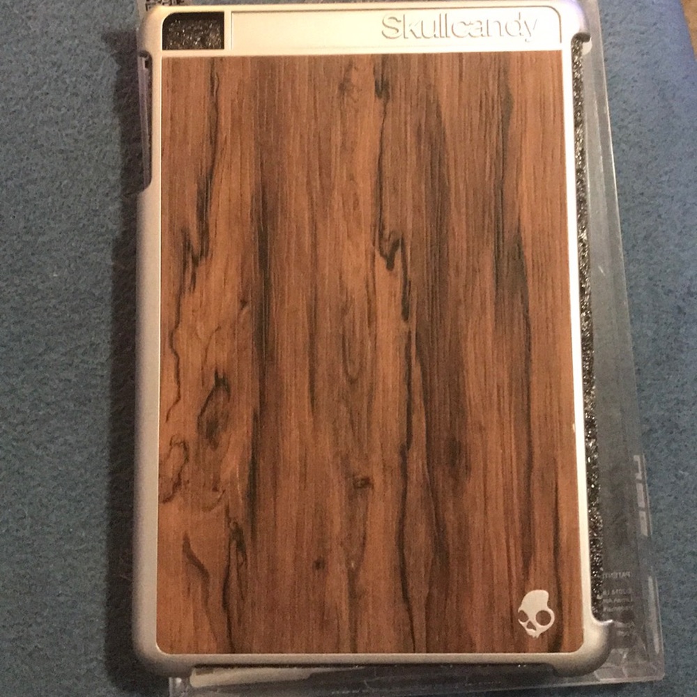 Skullcandy iPad mini cover
